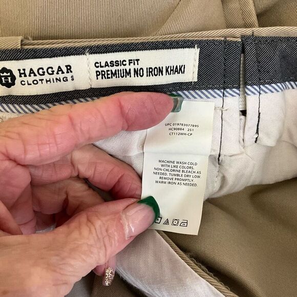 Haggar Men's Size 44x36 Premium Khaki Classic Fit No Iron Pants Trousers - Picture 14 of 15
